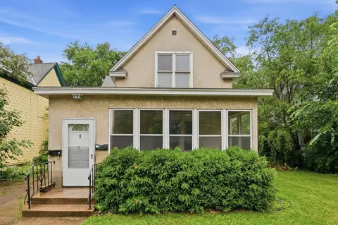 1177 Forest St, Saint Paul, MN 55106