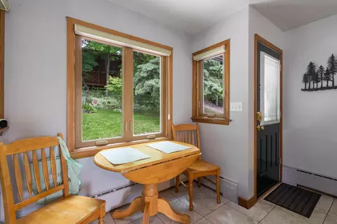Dining - 615 Snively Rd, Duluth, MN 55803 photo 1 of 2
