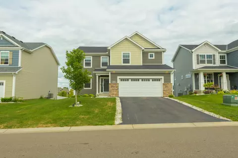 18056 Hartlin Ave, Lakeville, MN 55044