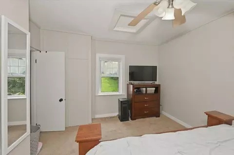 Bedroom - 150 1st St, Duluth, MN 55810 photo 2 of 2