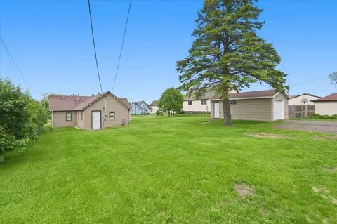 Exterior - 150 1st St, Duluth, MN 55810 photo 5 of 6