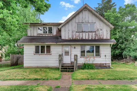229 N 3rd St, New Richmond, WI 54017