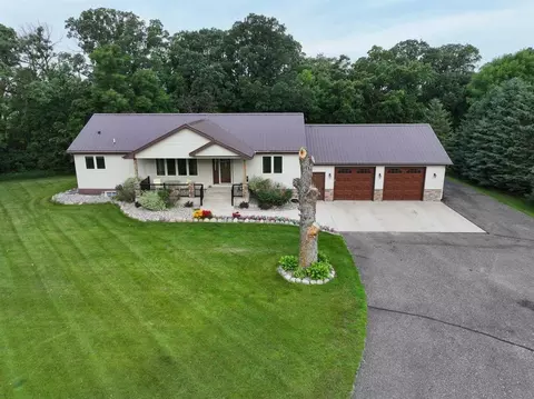 4700 Rural Oaks Dr SE, Alexandria, MN 56308