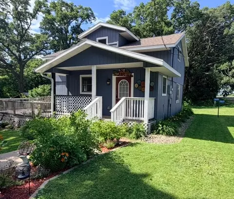 16690 68th St NW, New London, MN 56273