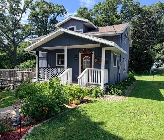 16690 68th St NW, New London, MN 56273