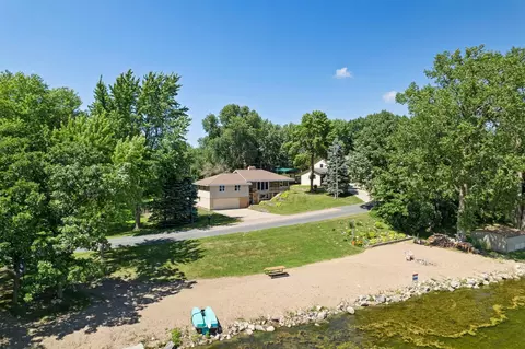 11040 N Shore Rd, Waconia, MN 55387
