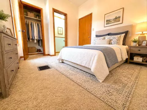 Bedroom - 302 W Marshall St, Marshall, MN 56258 photo 1 of 6