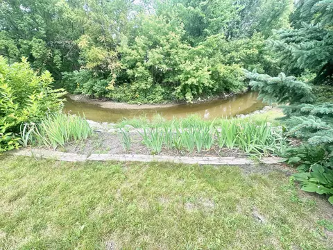 View/Area - 302 W Marshall St, Marshall, MN 56258 photo 1 of 1