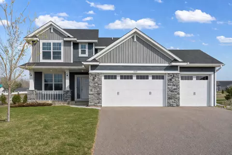 7449 203rd St W, Lakeville, MN 55044