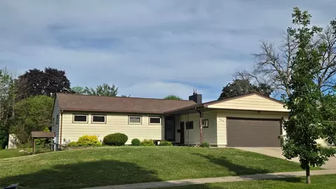 305 20th St NW, Austin, MN 55912