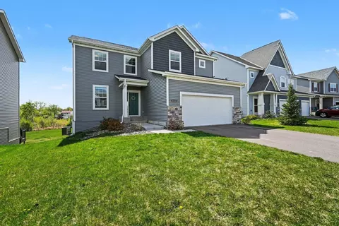 11122 Polk St NE, Blaine, MN 55434