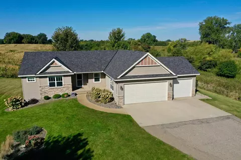 7600 12th St NW, Willmar, MN 56201