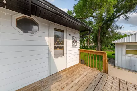 Exterior - 304 20th St NW, Faribault, MN 55021 photo 6 of 11