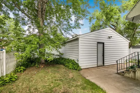 Exterior - 913 12th Ave S, Saint Cloud, MN 56301 photo 3 of 6