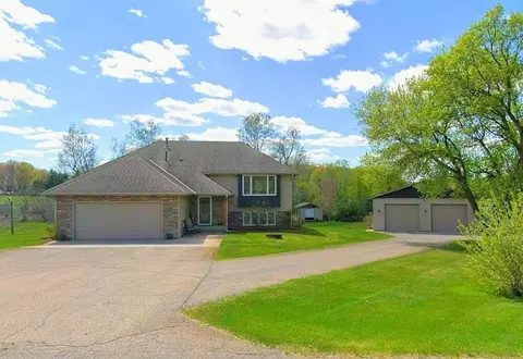 24450 Fallbrook Ave, Forest Lake, MN 55025