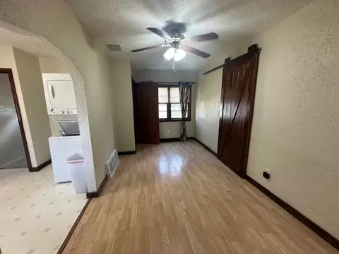 Living - 810 14th Ave SE, Austin, MN 55912 photo 2 of 3
