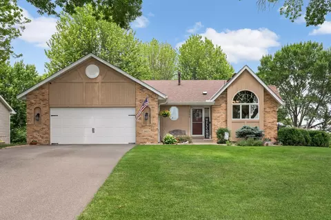16173 Grinnell Ave, Lakeville, MN 55044
