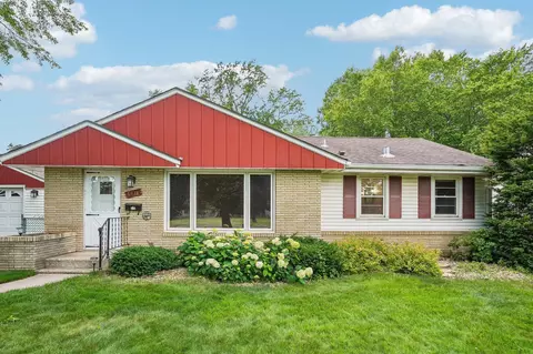 8438 Park Ave S, Bloomington, MN 55420