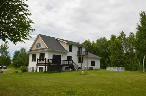 28615 Quail Rd, Shafer, MN 55074