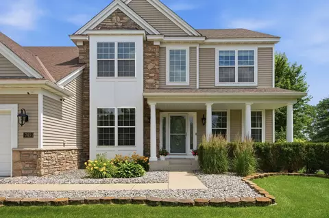 749 Ali Ln, Victoria, MN 55386