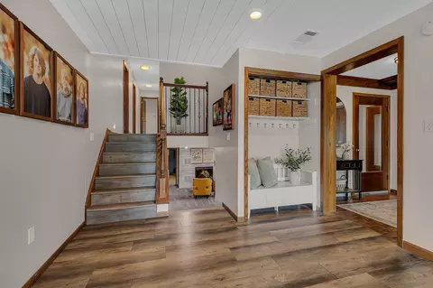 Entry Way - 2900 19th St S, Saint Cloud, MN 56301 photo 3 of 3