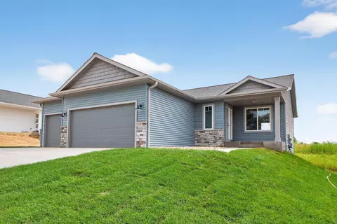 6246 Cody Pl NW, Rochester, MN 55901