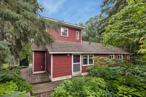 1140 Harbor Ln N, Plymouth, MN 55447