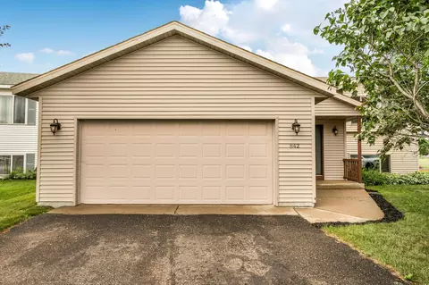 842 Savanna Ave, Saint Cloud, MN 56303