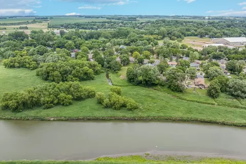 View/Area - 1193 River Rd, Windom, MN 56101 photo 5 of 11