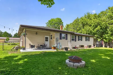 Exterior - 416 Smith St, Spring Valley, MN 55975 photo 9 of 11