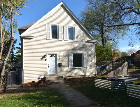 3041 30th Ave S, Minneapolis, MN 55406