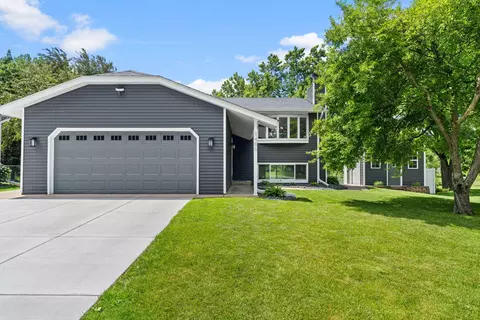 9486 Van Buren St NE, Blaine, MN 55434