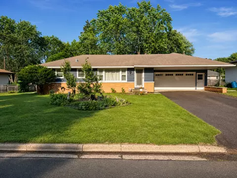 5948 Cavell Ave N, New Hope, MN 55428