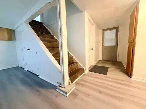 Entry Way - 1019 Maple St, Red Wing, MN 55066 photo 3 of 3