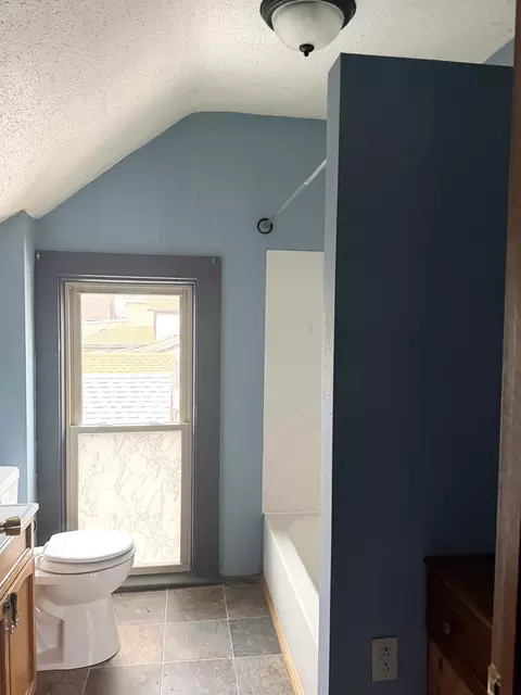 Bath - 764 3rd Ave, Windom, MN 56101 photo 1 of 1