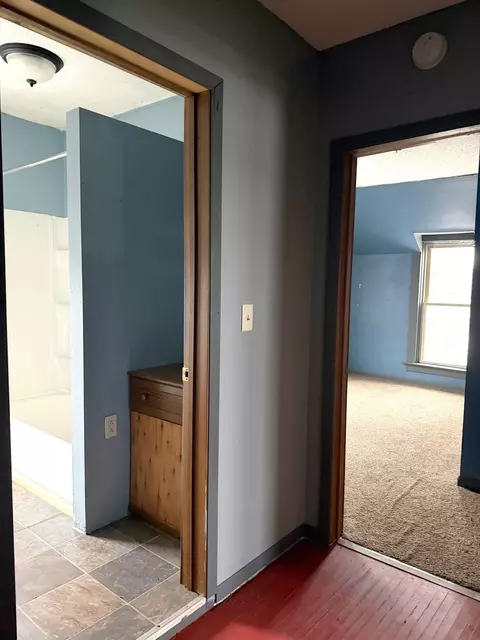 Entry Way - 764 3rd Ave, Windom, MN 56101 photo 3 of 3