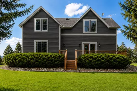 31749 570th Ave, Waltham, MN 55982