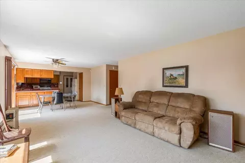 Living - 17212 Leonard Ln, Brainerd, MN 56401 photo 2 of 5