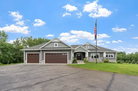 16479 Kiska St NE, Ham Lake, MN 55304