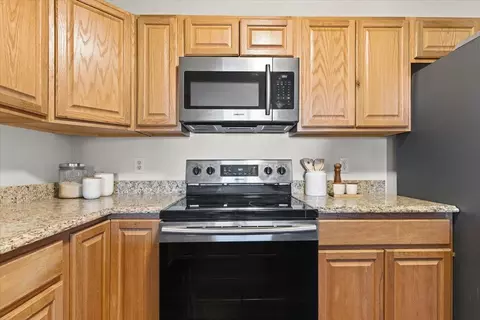Kitchen - 2425 E Franklin Ave #212, Minneapolis, MN 55406 photo 3 of 3