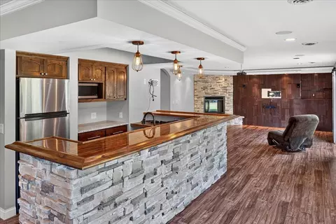 Kitchen - 2001 Buffalo Run Rd, Buffalo, MN 55313 photo 3 of 5