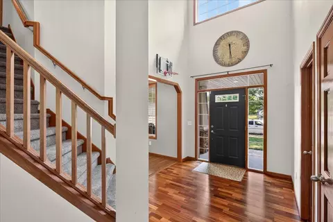 Entry Way - 2001 Buffalo Run Rd, Buffalo, MN 55313 photo 1 of 5