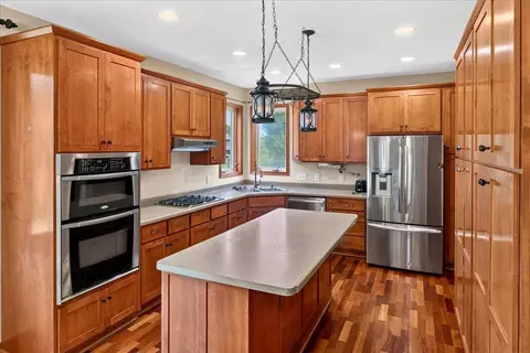 Kitchen - 2001 Buffalo Run Rd, Buffalo, MN 55313 photo 1 of 5