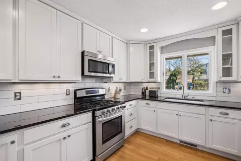 Kitchen - 7221 Cornelia Dr, Edina, MN 55435 photo 4 of 5