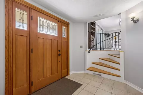 Entry Way - 7221 Cornelia Dr, Edina, MN 55435 photo 2 of 3