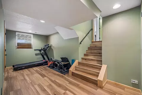 Entry Way - 7221 Cornelia Dr, Edina, MN 55435 photo 3 of 3
