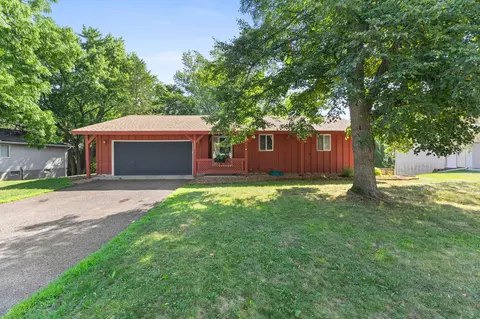 4212 Desoto St, Vadnais Heights, MN 55127