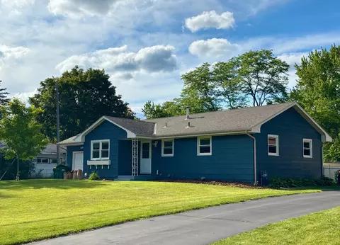 9010 60 12 Ave N, New Hope, MN 55428