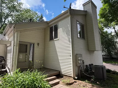 435 Fontaine Ct, Woodbury, MN 55125