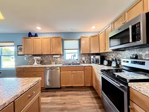 1903 Bud Rd, Windom, MN 56101 photo 5